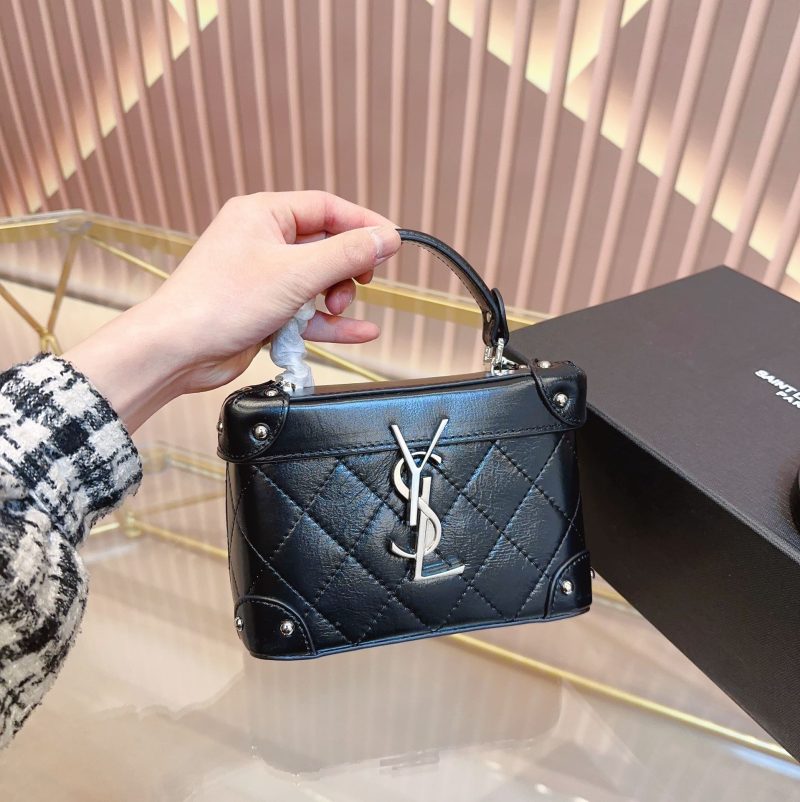 ReplicaDesignerBags 05YA3039