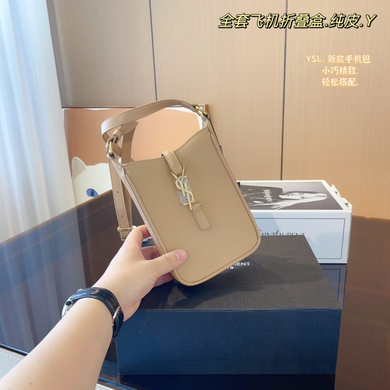 ReplicaDesignerBags 05YA2702