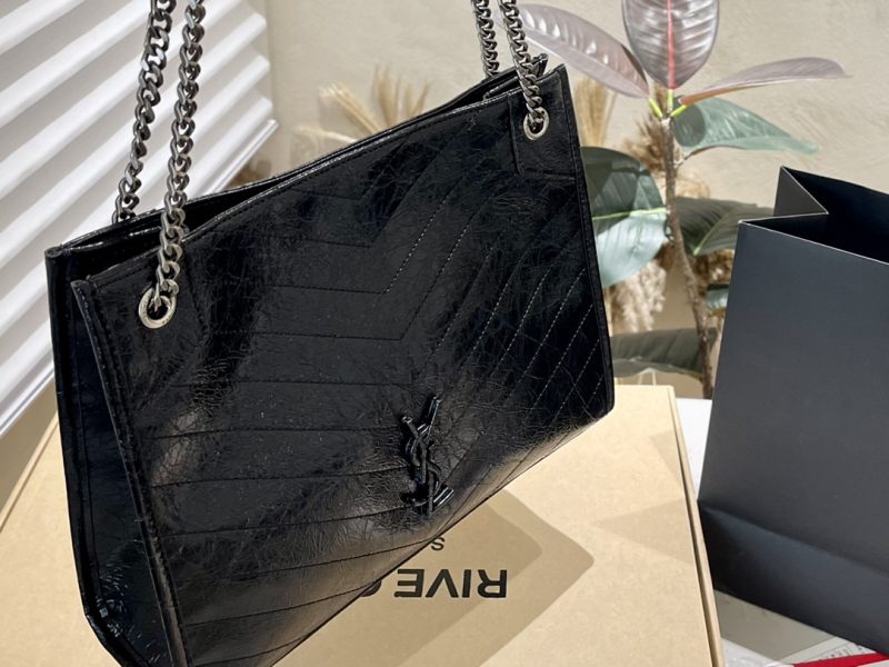 ReplicaDesignerBags 05YA2020