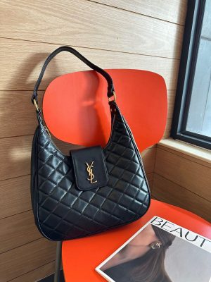 ReplicaDesignerBags 05YA3105