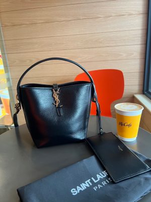ReplicaDesignerBags 05YA3051
