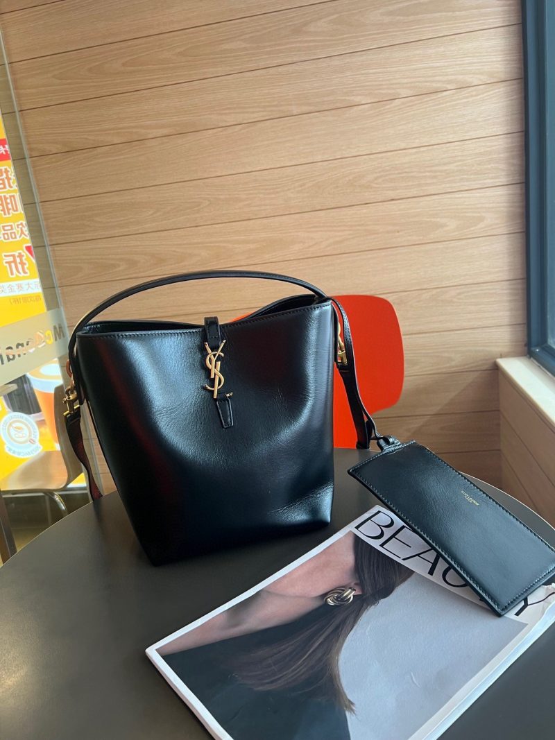 ReplicaDesignerBags 05YA3107