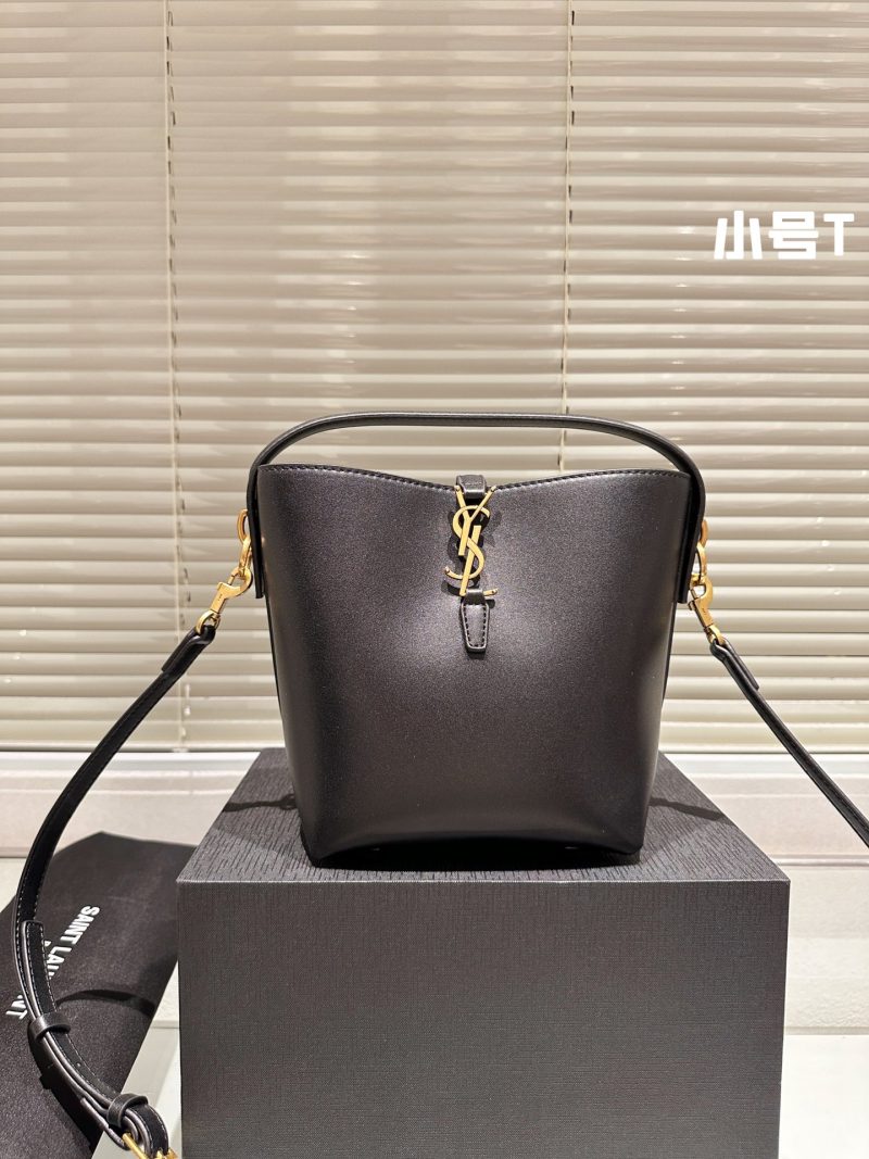 ReplicaDesignerBags 05YA1999