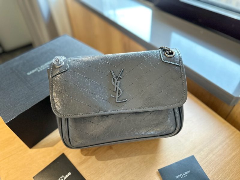 ReplicaDesignerBags 05YA1977