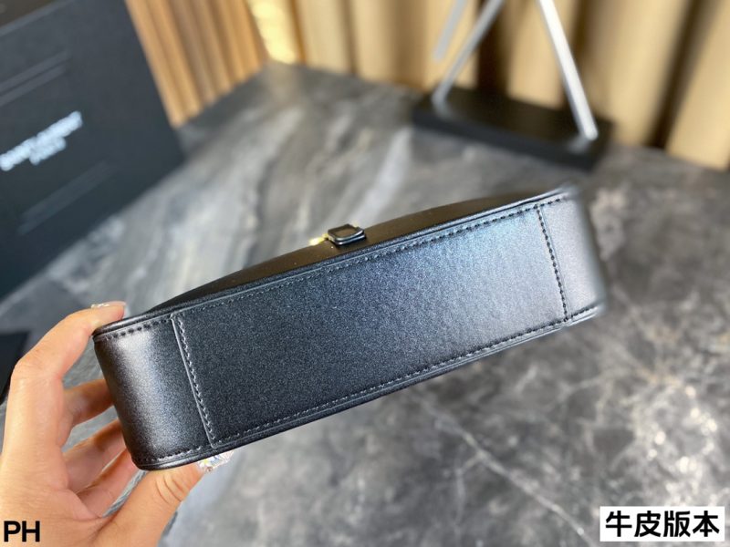 ReplicaDesignerBags 05YA2042