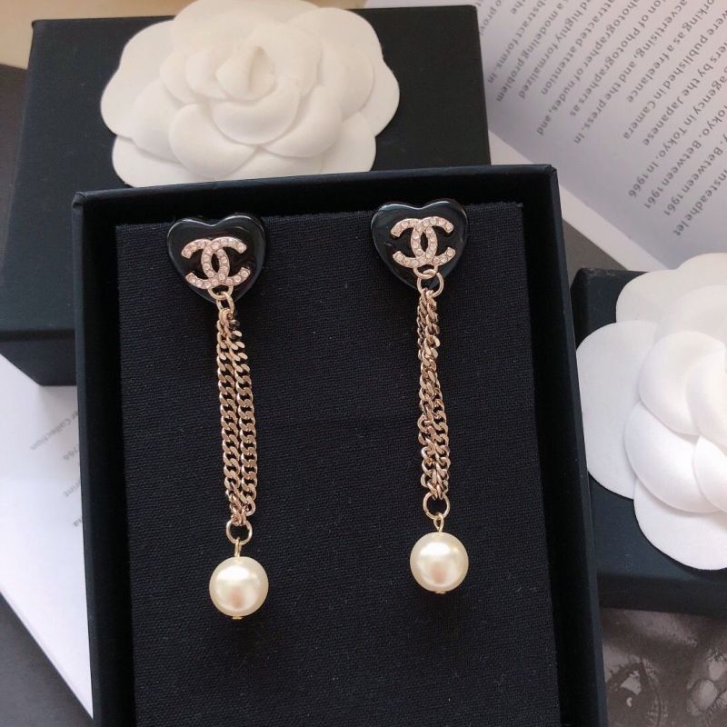 Replica Designer Chanel Fashion Alphabet Heart Long Chain Pearl Earrings
