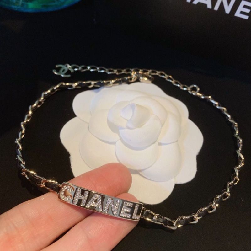 Replica Designer Chanel Rhinestone Decor Letter Necklace Without Box