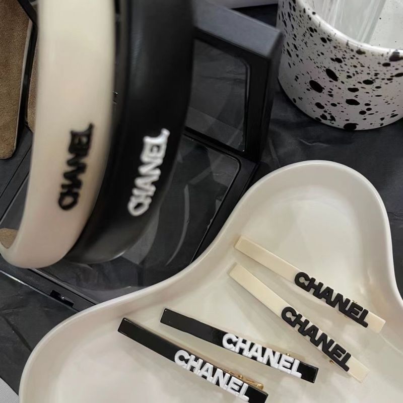 Replica Designer Chanel Women Black White One-Word Hair Clip
