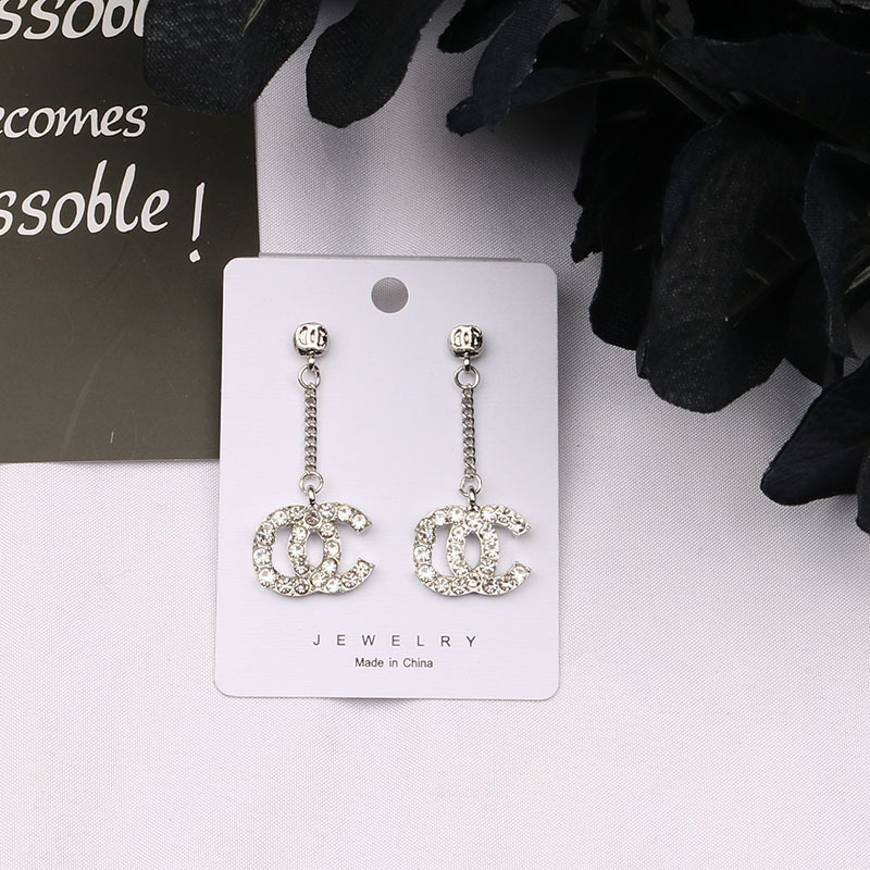 Replica Designer Chanel Women Double C Creative Tassel Long Pearl Earrings