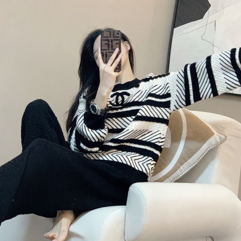 Replica Designer Chanel Women Double C Letters Stripe Round Neck Sweater
