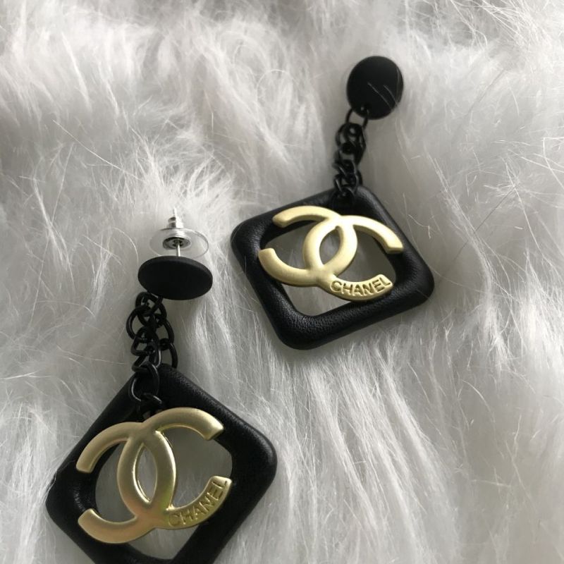 Replica Designer Chanel Women Fashion All-Match Double C Earrings