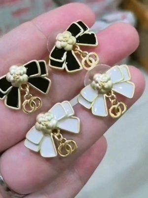 Replica Designer Chanel Women Fashion Double C Butterfly Earrings