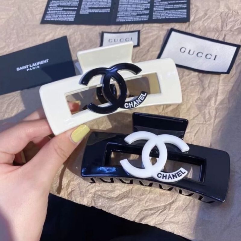 Replica Designer Chanel Women Fashion Double C Letters Grab Clip