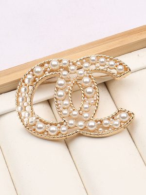 Replica Designer Chanel Women Fashion Double C Pearl Brooch