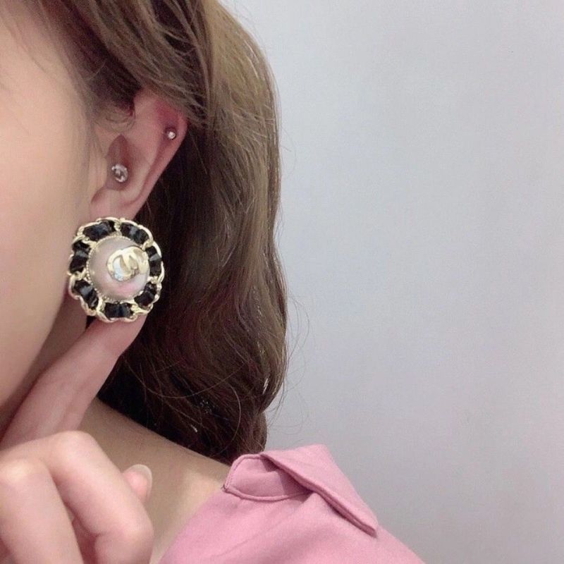 Replica Designer Chanel Women Fashion Exaggerated Double C Woven Leather Earrings