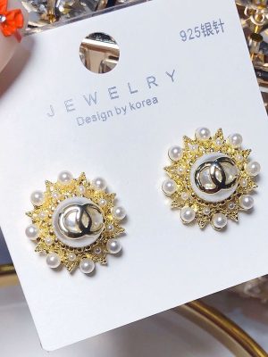 Replica Designer Chanel Women Fashion Pearl Stud Earrings