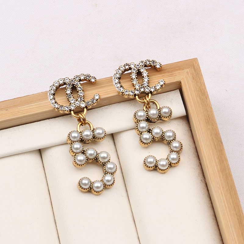 Replica Designer Chanel Women Fashion Rhinestone Pearl Letter Double C Earrings