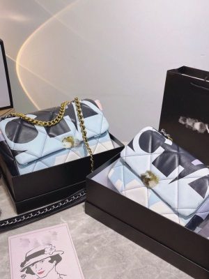 Replica Designer Chanel Women Printing Embroidery Rhombus Sheepskin Chain Bag