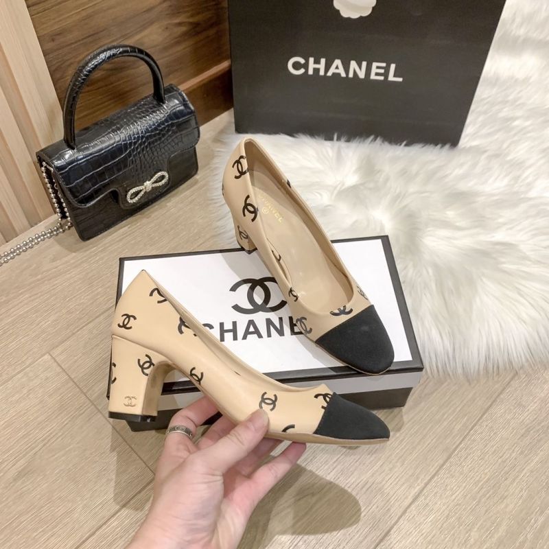 Replica Designer Chanel Women Simple Letters Shallow Mouth Heels (réplique de Chanel)