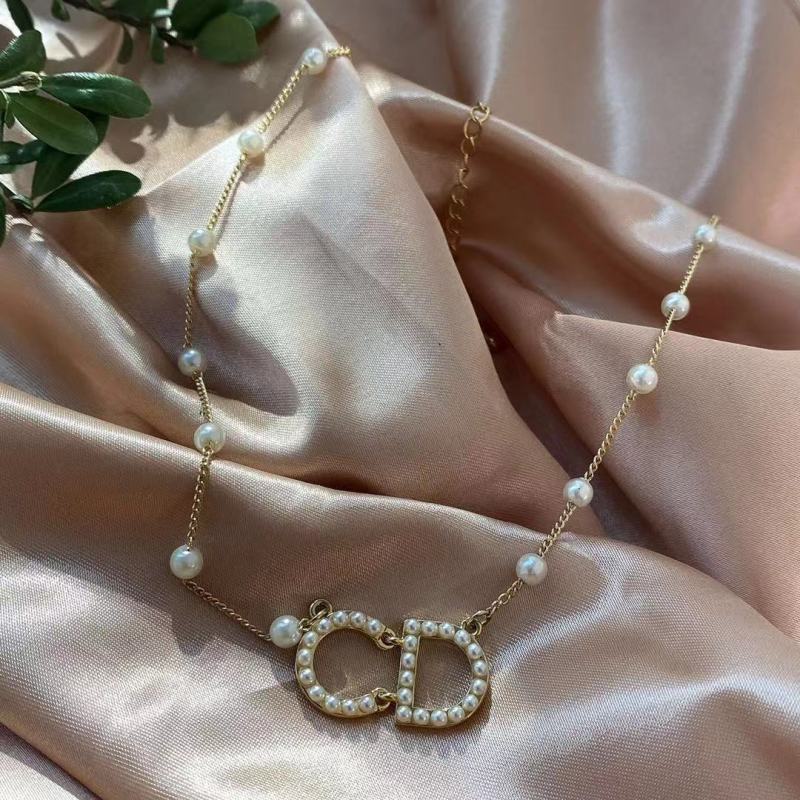 Replica Designer Dior Fashion Imitation Pearl Letter Necklace