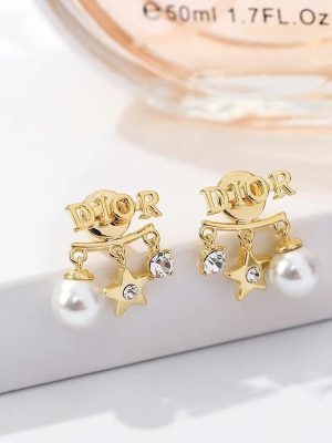 Replica Designer Dior Fashion Pentagram Rhinestone Earrings