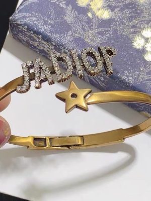 Replica Designer Dior Fashion Star Rhinestone Letter Open Bracelet