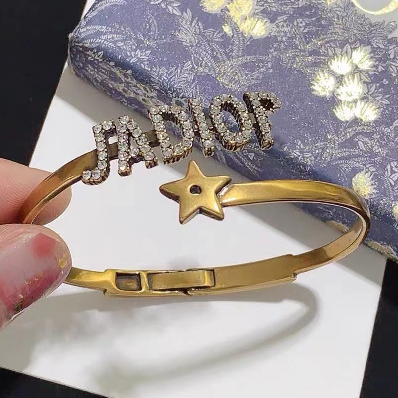 Replica Designer Dior Fashion Star Rhinestone Letter Open Bracelet
