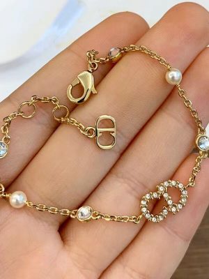 Replica Designer Dior Simple Imitation Pearl Bracelet