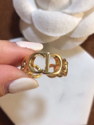 Replica Designer Dior Simple Metal Letter Open Ring