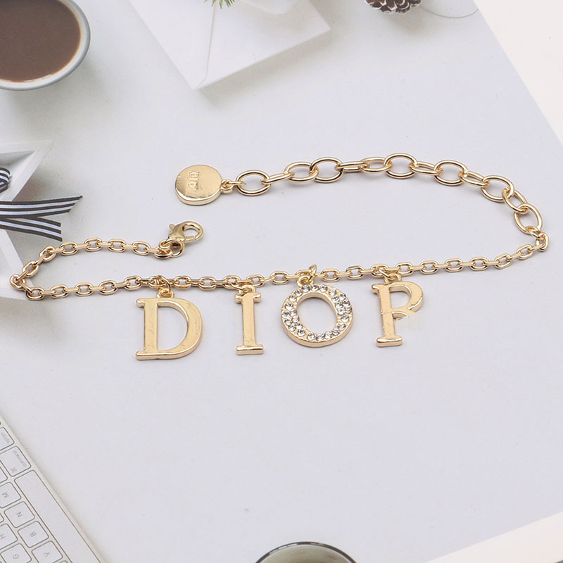 Replica Designer Dior Vintage Rhinestone Letter Bracelet
