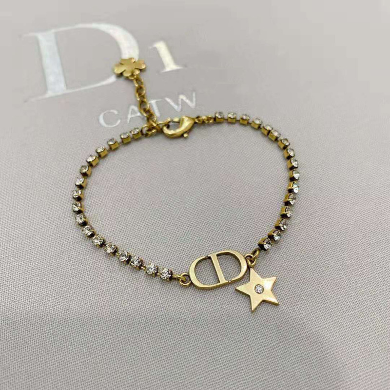 Replica Designer Dior Vintage Rhinestone Metal Letter Bracelet