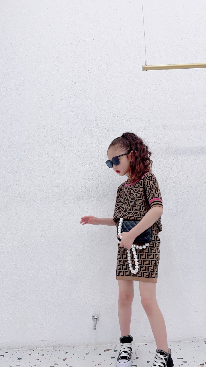 Replica Designer FENDI Girls Knitted Short Sleeves Skirts Two-Piece Set