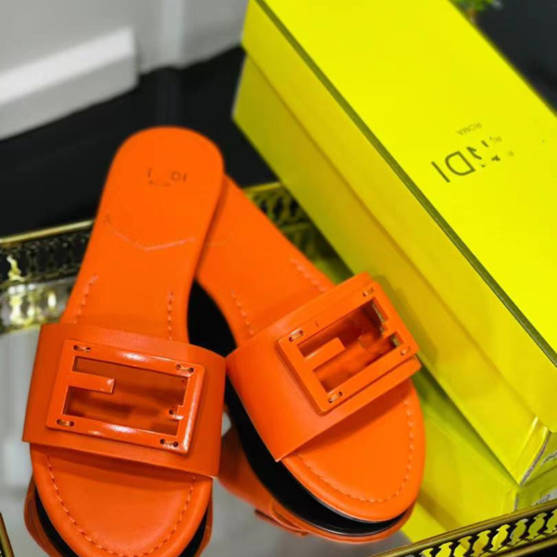 Replica Designer Fendi Solid Color Boutique Hollow Buckle Flat Slippers