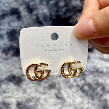 Replica Designer Gucci Classic Silver Needle Letter Design Stud Earrings
