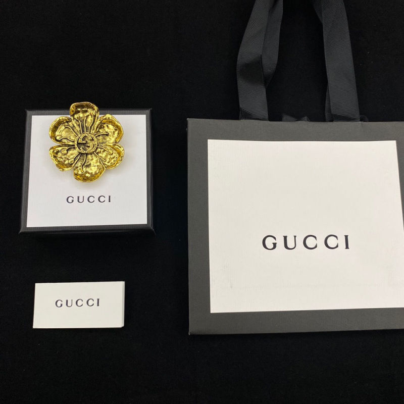 Replica Designer Gucci Gold Flower Brooch