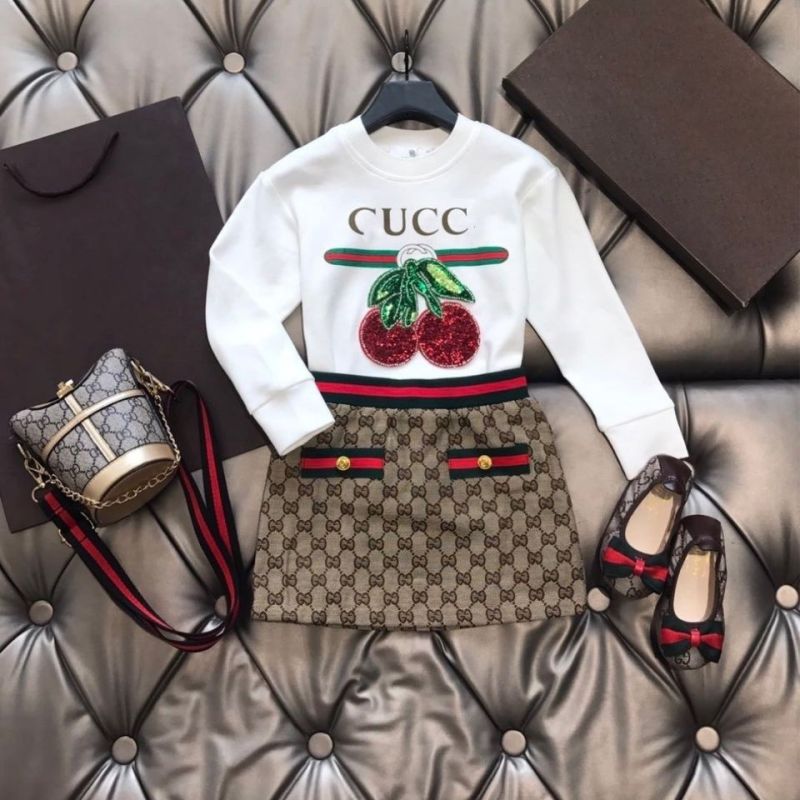 Replica Designer Gucci Kids Girls Long-Sleeved Cherry Sweatshirt And Skirt 2pcs Set