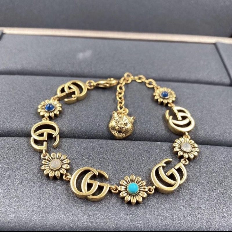 Replica Designer Gucci Women Retro Double G Bracelet