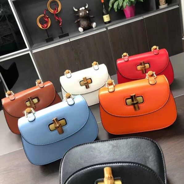Replica Designer Gucci Women Retro Wild Bamboo Messenger Bag