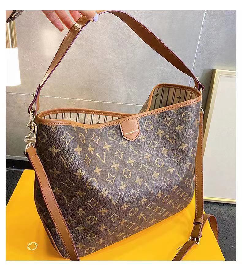 Replica Designer LV Women Retro Large Capacity Tote Bag