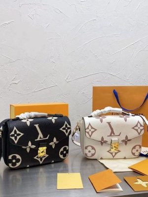 Replica Designer Louis Vuitton Simple Letter Print Shoulder Bag