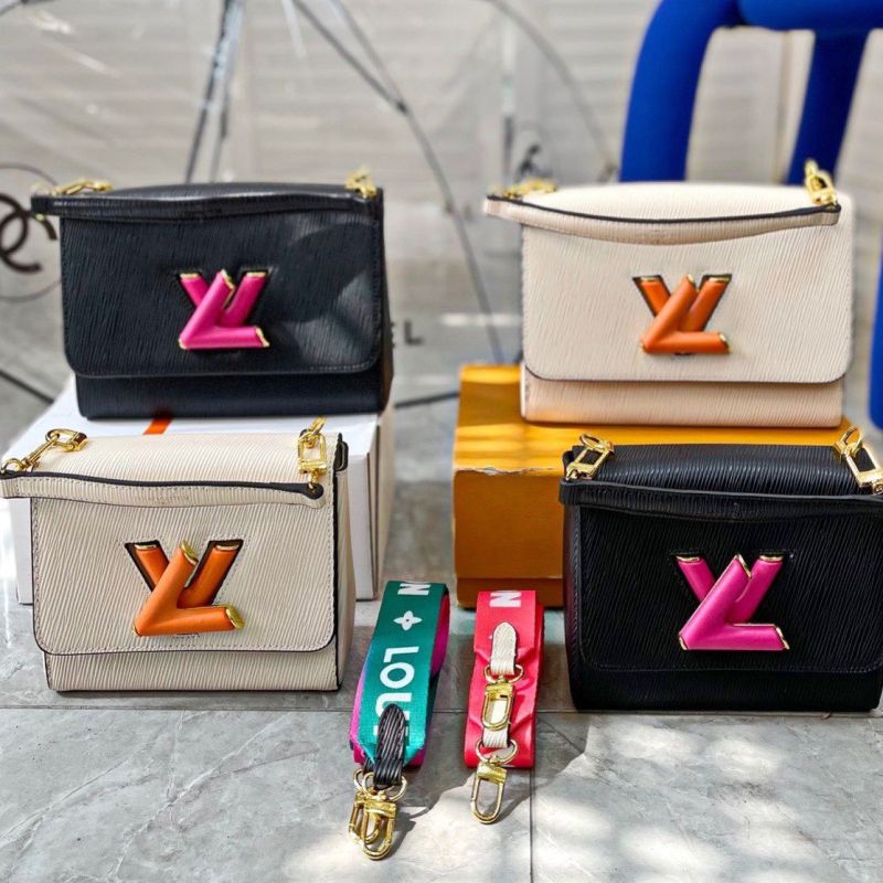 Replica Designer Louis Vuitton Women Fashion Pinstripes Pattern Rotary Lock Messenger Bag