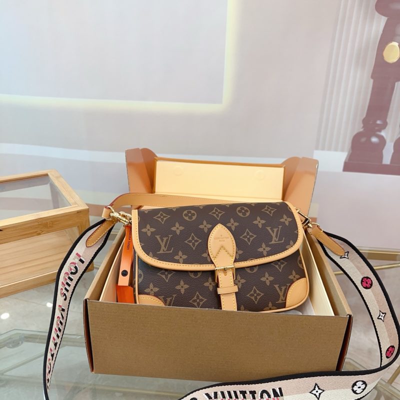 ReplicaDesignerBags LouisVuitton Bag